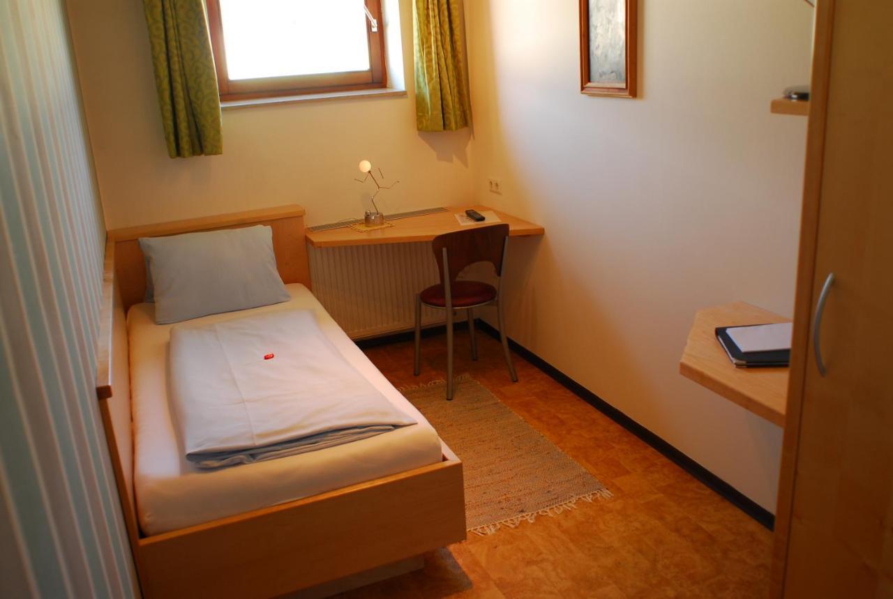 Bärnthaler Gasthof Restaurant Bad St. Leonhard im Lavanttal Zimmer foto