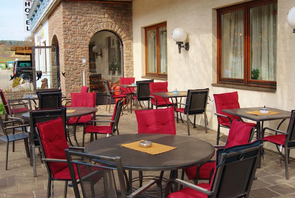 Bärnthaler Gasthof Restaurant Bad St. Leonhard im Lavanttal Exterior foto